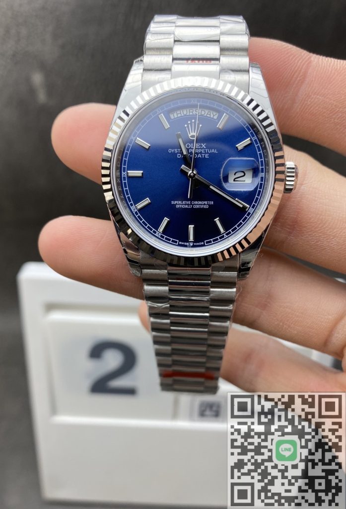 専用ページです。 Rolex Day-Date 36 White Gold Watch 118239-0288 - スーツ