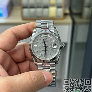 NOOB工場製　40ｍｍ　緑文字盤　メンズ自動巻き