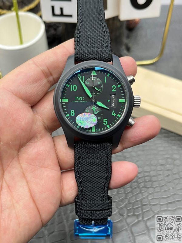 V6工場　iwc　パイロットウォッチ クロノグラフ トップガン　ブラック文字盤　セラミックケース　41mm　7750ムーブメント