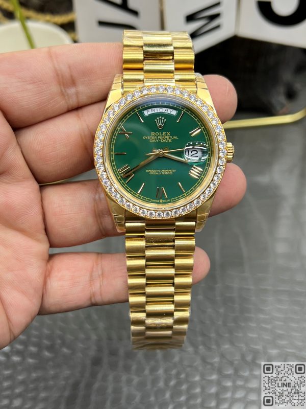 NOOB工場　ロレックスデイデイト40mm　m228398tbr-0039　グリーン文字盤　ダイヤモンド入りベゼル　イエローゴールド　3255ムーブメント　スーパーコピー