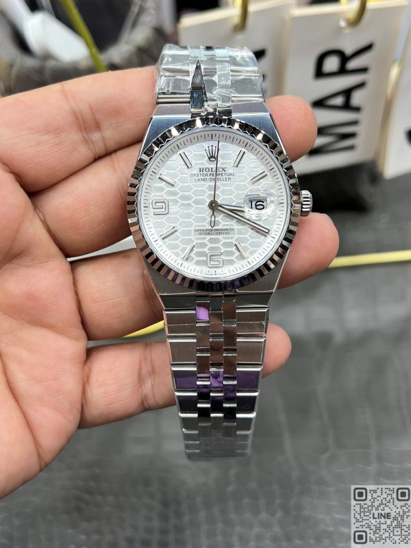 NOOB工場　ロレックス　ランドドゥエラー40mm　インテンスホワイト ハニカムモチーフ文字盤　フラットジュビリーブレスレット　7135ムーブメント　スーパーコピー
