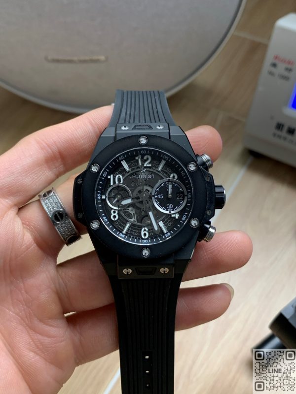 BBF工場　ウブロ　ビッグバン ウニコ ブラックマジック　42mm　ブラック文字盤　ブラックセラミック　ラバーストラップ　 HUB1280ムーブメント　スーパーコピー
