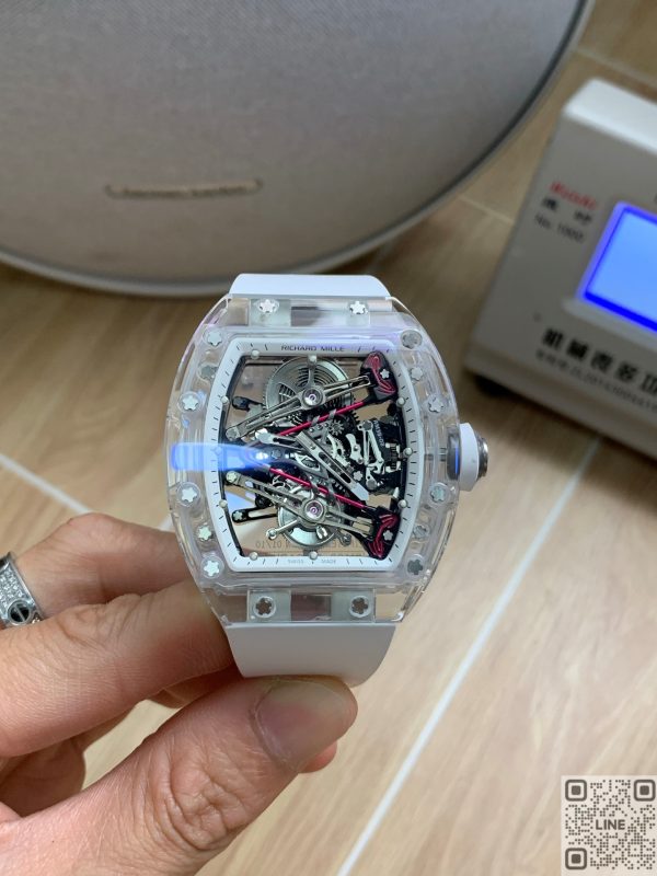 リシャール・ミル　RM38-02　スケルトン文字盤　サファイアトゥールビヨン　 RM 38-02手動巻きムーブメント　　ホワイト　ラバーベルト