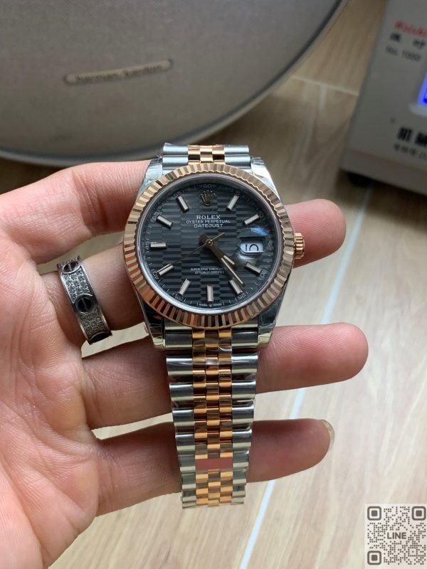 NOOB工場　ロレックス　デイトジャスト　126334　グレーフルーテッド文字盤　コンビローズゴールド　41mm 　3235ムーブメント　スーパーコピー