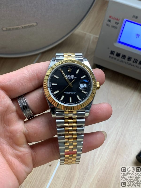 NOOB工場　ロレックス　デイトジャスト　126333　ブラック文字盤　41mm  コンビゴールド　3235ムーブメント　スーパーコピー