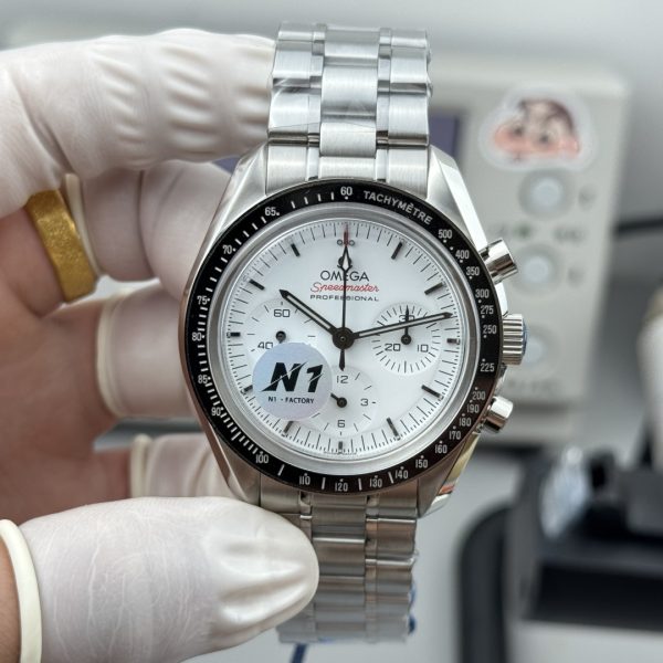 N1工場　オメガ　ムーンウォッチ プロフェッショナ﻿ル　42ｍｍ　ホワイト文字盤　3861ムーブメント