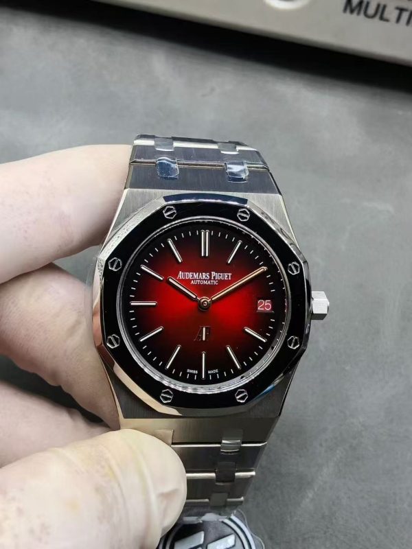 ZF工場　オーデマ・ピゲ　ロイヤルオーク16202ジャンボ　39mm　チタン　レッド文字盤　一体式7121ムーブメント　スーパーコピー