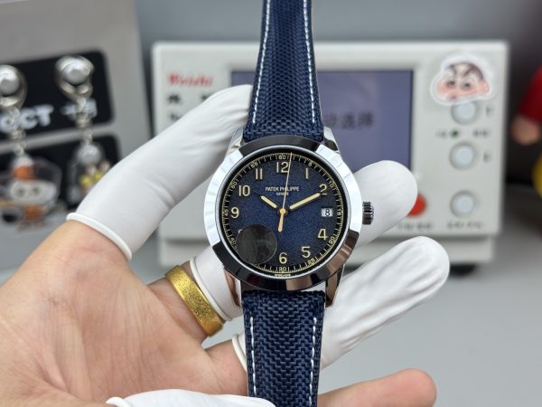 PP＋工場　パデックフィリップ　カラトラバ 5226　40MM　ブルー文字盤　スレンレススチールケース　ブルーストラップ　26‑330 SCムーブメント　スーパーコピー