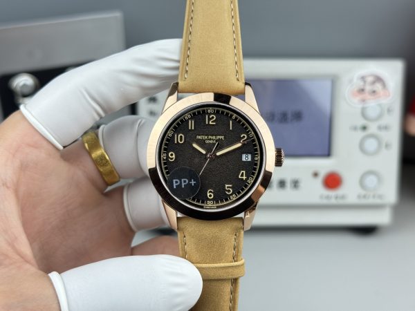 PP＋工場　パデックフィリップ　カラトラバ 5226　40MM　ブラック文字盤　スレンレススチールケース　ブラウンレザーストラップ　26‑330 SCムーブメント　スーパーコピー (复制)