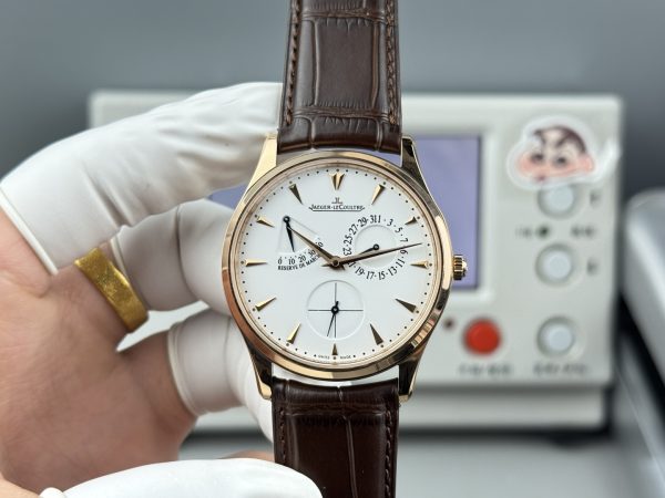 GF工場　ジャガー・ルクルト　マスター・ウルトラスリム パワーリザーブ　39mm　ホワイト文字盤　ステンレススチールケース　ローズゴールド　アリゲーターブラウンストラップ　一体式938/1ムーブメント　スーパーコピー　