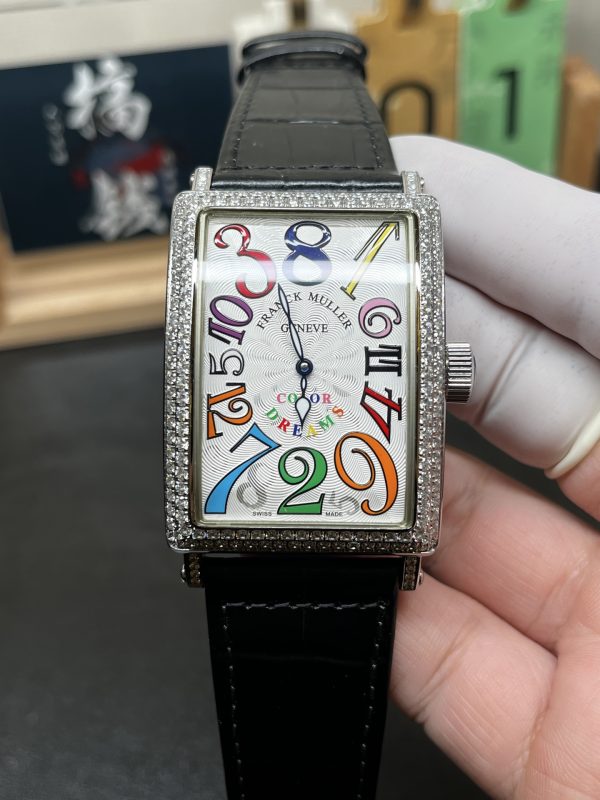 GF工場　フランク・ミュラー 　 カラードリームス 1200 CH D クレイジーカラー　ドリームス ロングアイランド　ブラック文字盤　ダイヤモンド入りベゼル　レザーストラップ　クォーツムーブメント　スーパーコピー