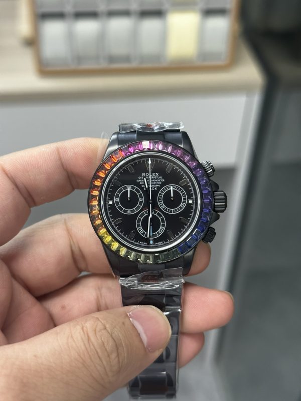 NOOB工場　ロレックス コスモグラフ・デイトナ　BLANKEN改造ブラックDLC　ブラック文字盤　レインボーベゼル　4130ムーブメント　スーパーコピー