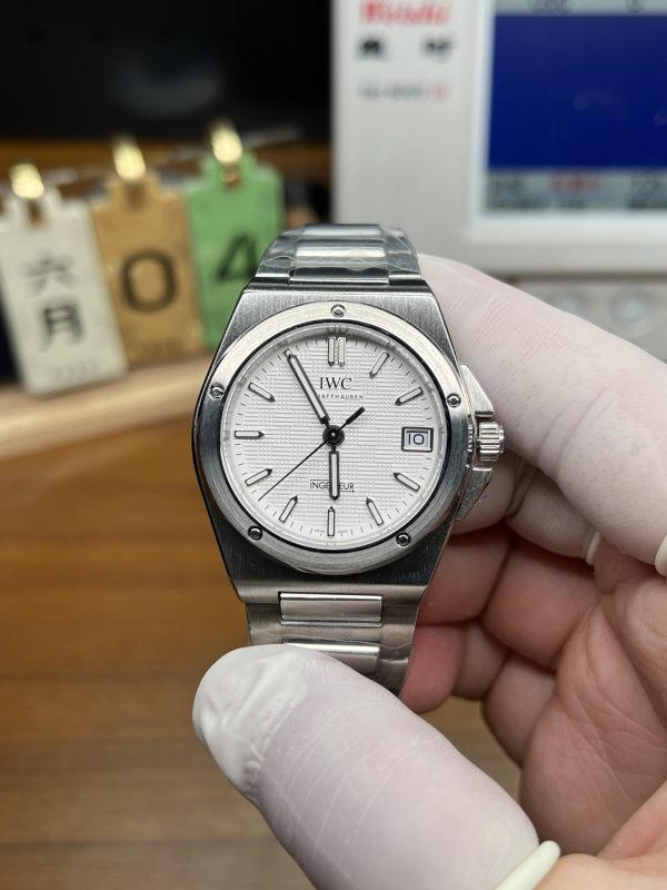 KR工場　IWC　インヂュニア オートマチック　35mm　 IW324901 　ホワイト文字盤　ステンレススティール　47110自動巻ムーブメント　スーパーコピー